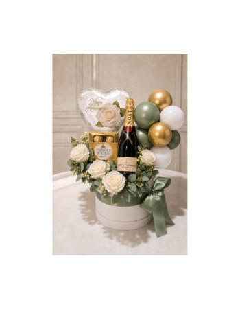 Anniversary Sage Luxury Gift Hamper